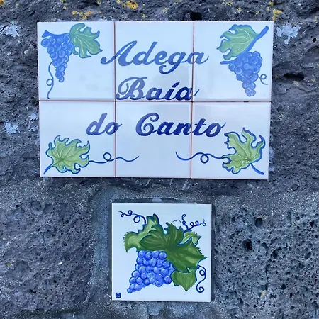 Vakantiehuis Adega Baia Do Canto Al 1398 *