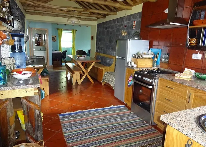 Adega Baia Do Canto Al 1398 בית נופש *