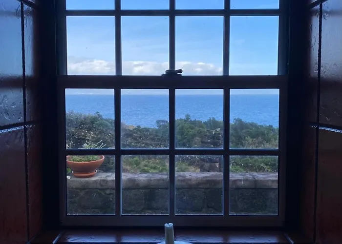 בית נופש Adega Baia Do Canto Al 1398